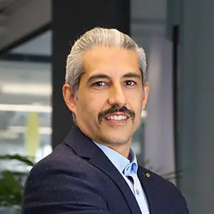 با مشارکت مصطفی بابالو