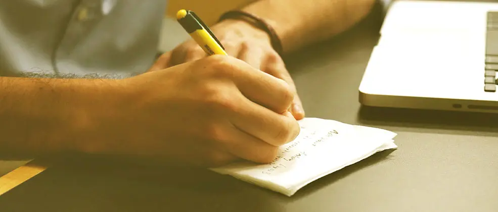 کدام نمادها با دید نوسانی و ریسک بالا در واچ لیست قرار می گیرند؟