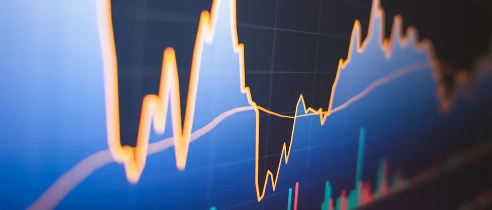 شاخص در نزدیکی سقف تاریخی خود