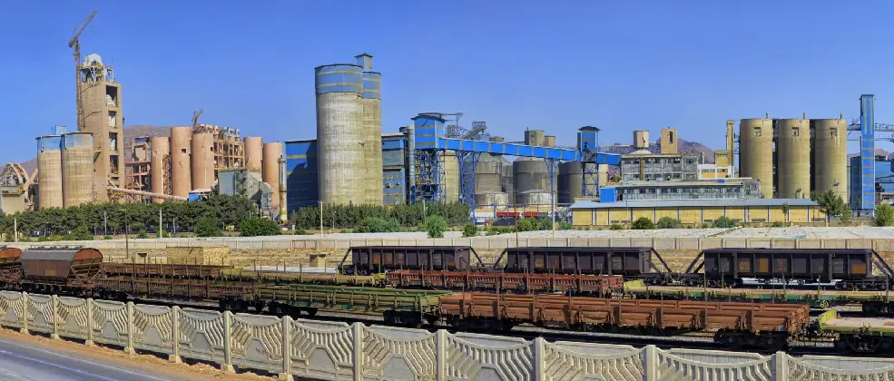 سیمانی‌ها در آخرین ماه تابستان 1404 چه عملکردی ثبت کردند؟